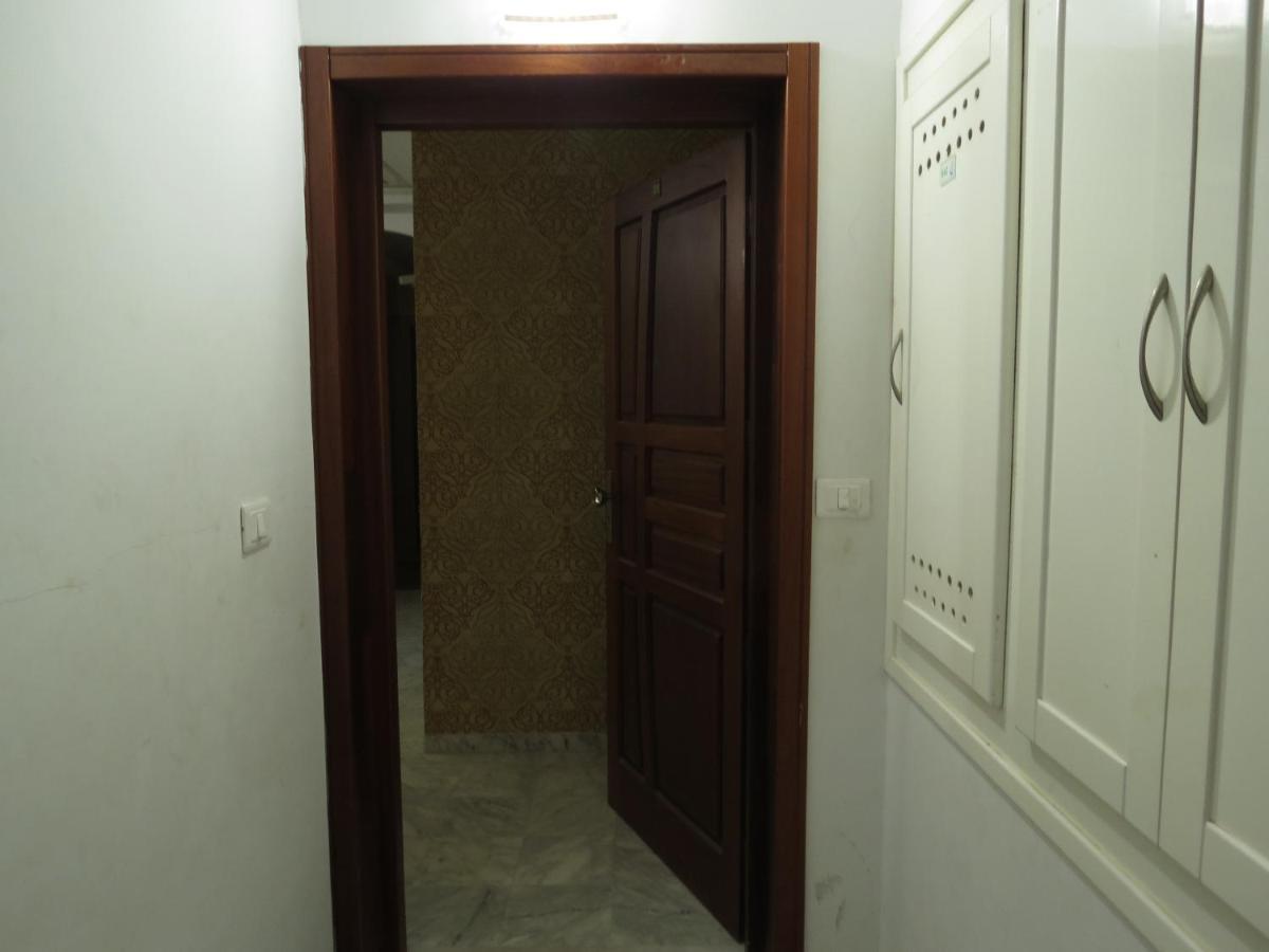 Beautiful Appartment With A Glorious Sea View モナスティル エクステリア 写真